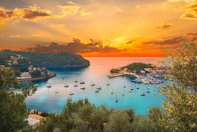 Bay of Puerto de Sóller with a fantastic sunset.